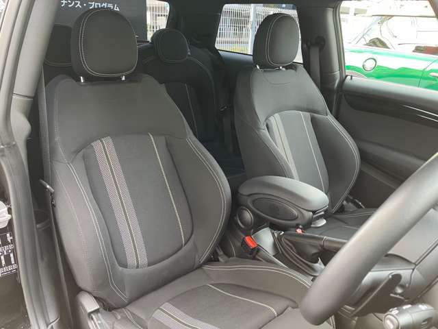 ミニ ミニ クーパーＳ ３ドア ＤＣＴ R2年 (近畿) 99