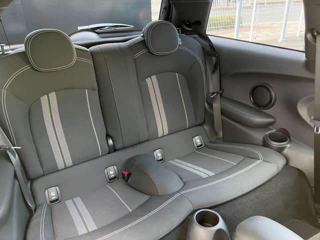 ミニ ミニ クーパーＳ ３ドア ＤＣＴ R2年 (近畿) 99