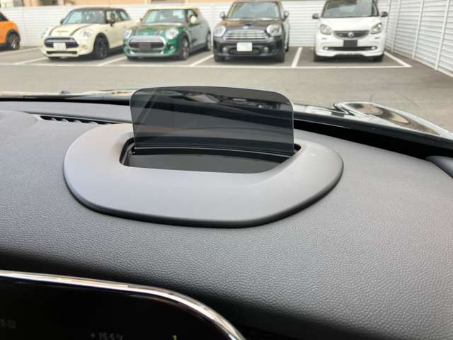 ミニ ミニ クーパーＳ ３ドア ＤＣＴ R2年 (近畿) 99