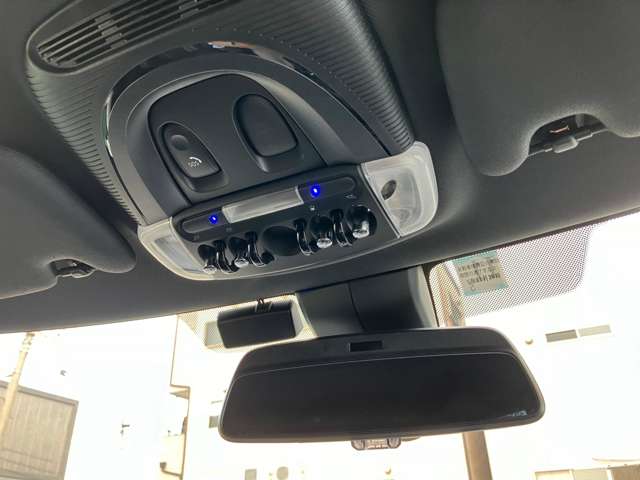 ミニ ミニ クーパーＳ ３ドア ＤＣＴ R2年 (近畿) 99