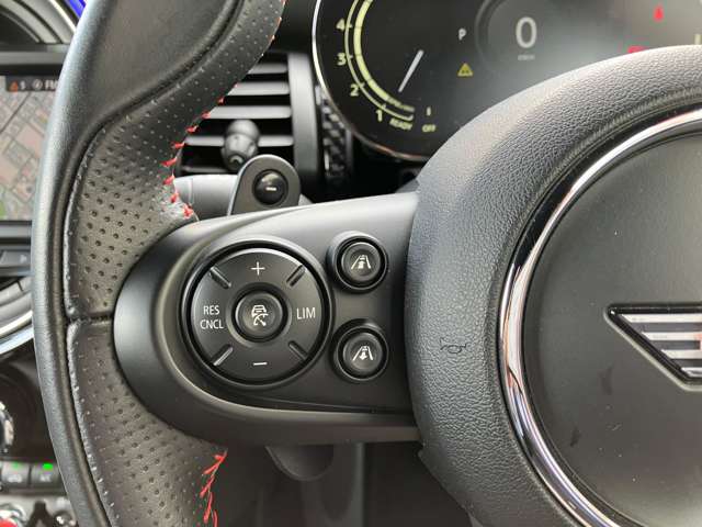 ミニ ミニ クーパーＳ ３ドア ＤＣＴ R2年 (近畿) 99