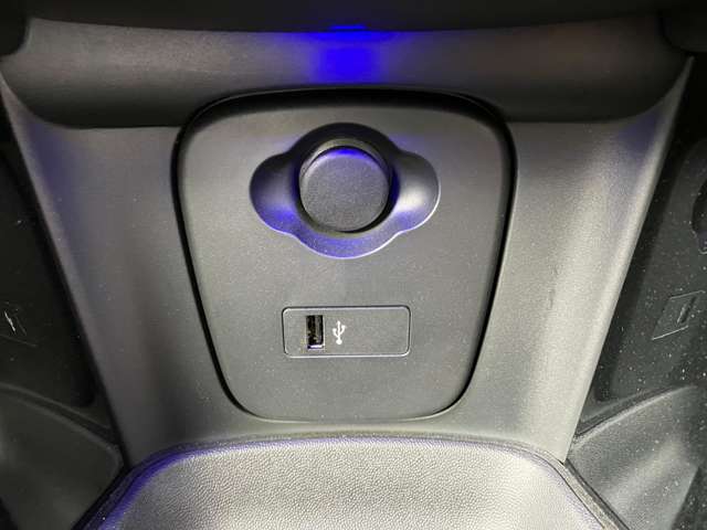 ミニ ミニ クーパーＳ ３ドア ＤＣＴ R2年 (近畿) 99