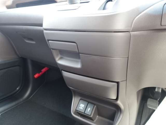 ホンダ フリード １．５ Ｇ R5年 (東海) 99