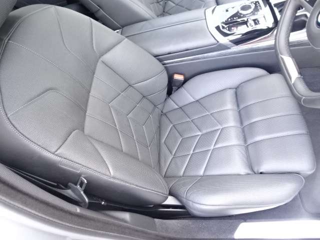 ＢＭＷ ７シリーズ ７４０ｉ　エクセレンス R4年 (近畿) 99