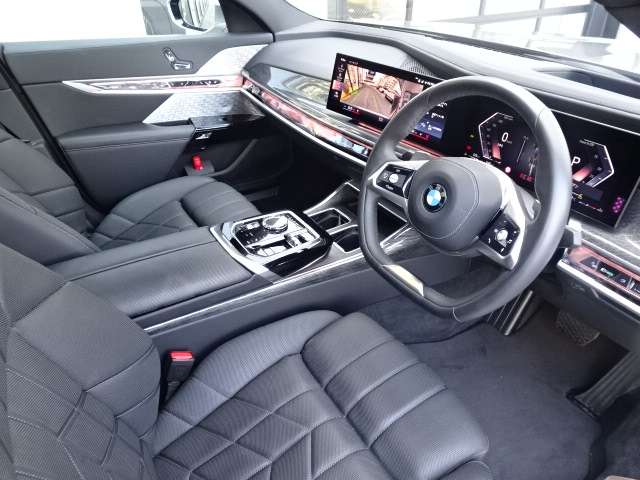 ＢＭＷ ７シリーズ ７４０ｉ　エクセレンス R4年 (近畿) 99