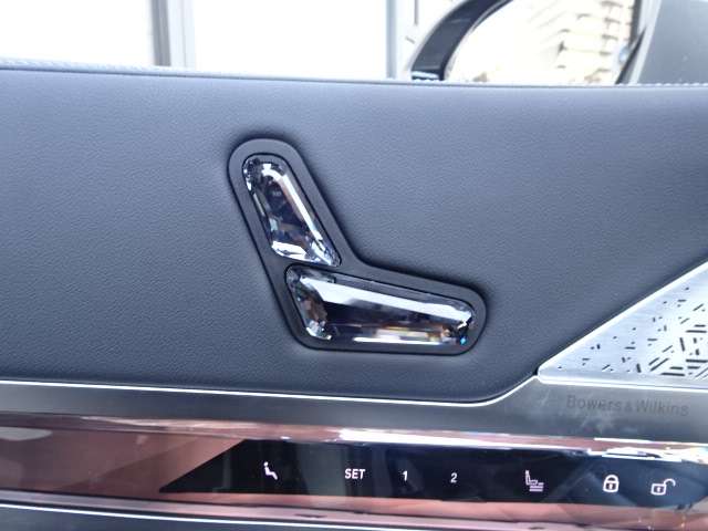 ＢＭＷ ７シリーズ ７４０ｉ　エクセレンス R4年 (近畿) 99