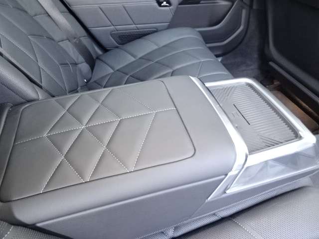 ＢＭＷ ７シリーズ ７４０ｉ　エクセレンス R4年 (近畿) 99