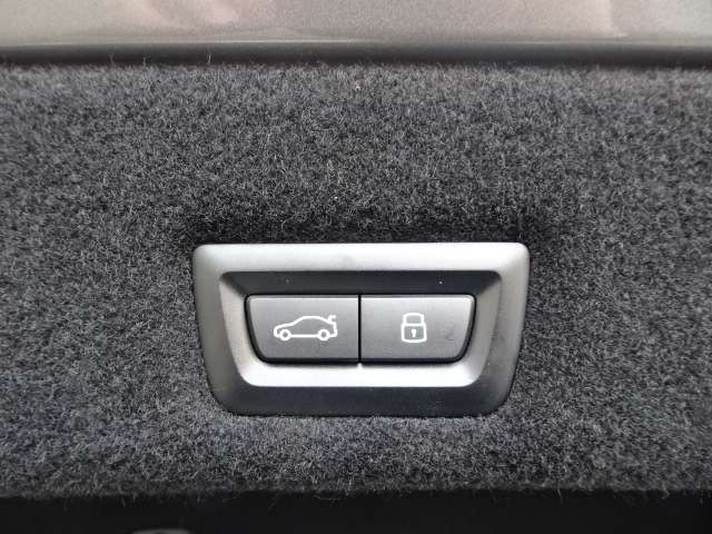 ＢＭＷ ７シリーズ ７４０ｉ　エクセレンス R4年 (近畿) 99