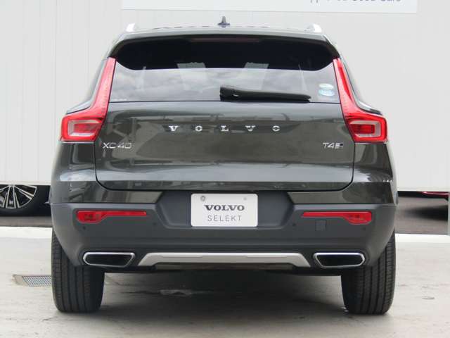 ボルボ ＸＣ４０ Ｔ４ ＡＷＤ インスクリプション ４ＷＤ H30年 (関東) 99