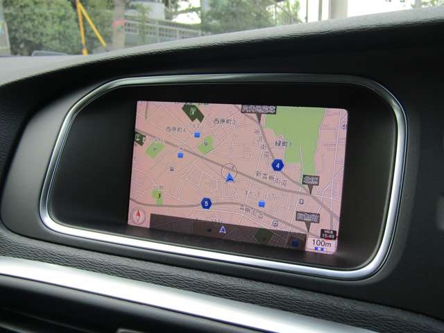 ボルボ Ｖ４０ Ｔ３　インスクリプション H30年 (関東) 99