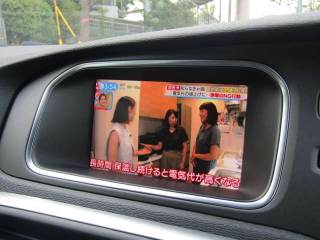 ボルボ Ｖ４０ Ｔ３　インスクリプション H30年 (関東) 99