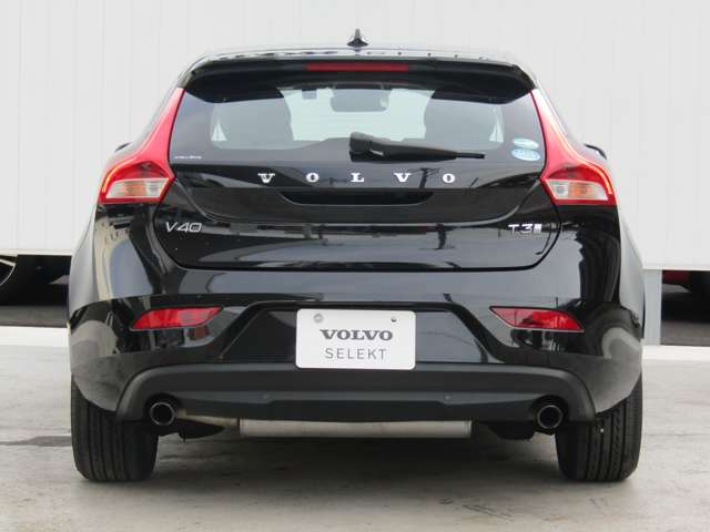 ボルボ Ｖ４０ Ｔ３　インスクリプション H30年 (関東) 99