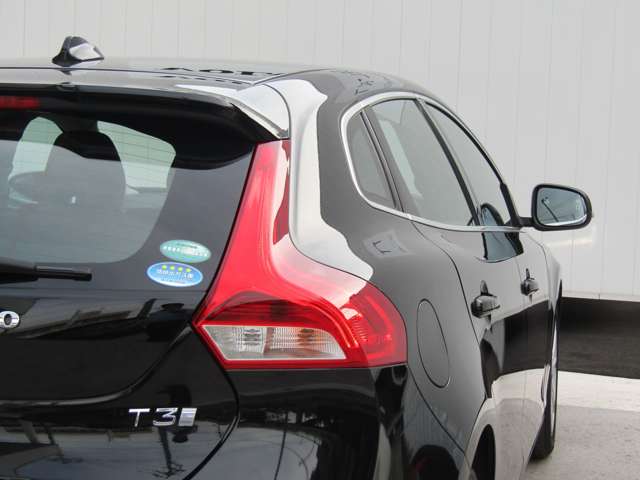 ボルボ Ｖ４０ Ｔ３　インスクリプション H30年 (関東) 99