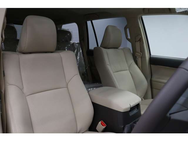 トヨタ ランドクルーザープラド ２．７ ＴＸ Ｌパッケージ マットブラック エディション ４ＷＤ R5年 (東海) 99