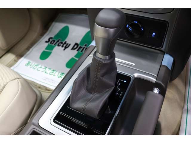 トヨタ ランドクルーザープラド ２．７ ＴＸ Ｌパッケージ マットブラック エディション ４ＷＤ R5年 (東海) 99