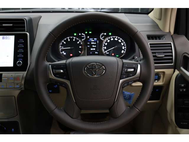 トヨタ ランドクルーザープラド ２．７ ＴＸ Ｌパッケージ マットブラック エディション ４ＷＤ R5年 (東海) 99