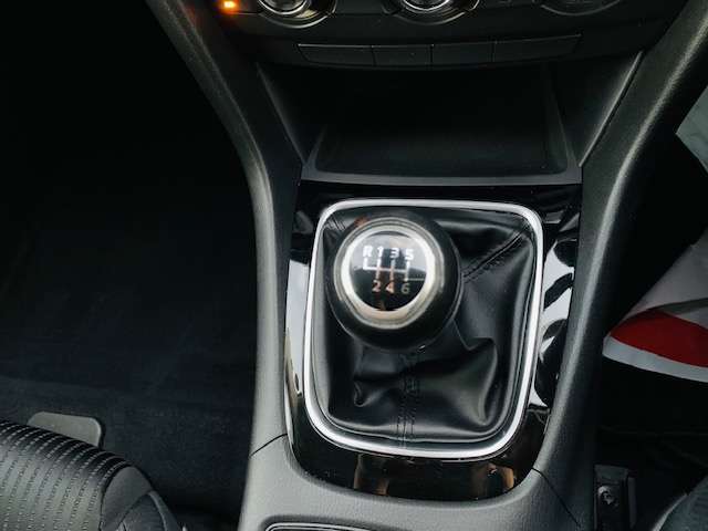 マツダ アテンザ　ワゴン ２．２ ＸＤ ディーゼルターボ H25年 (東北) 99