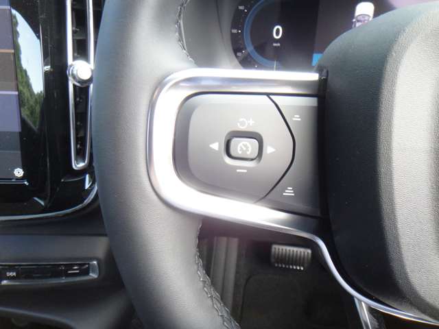 ボルボ ＸＣ４０リチャージ アルティメット ツインモーター ４ＷＤ R5年 (東北) 99