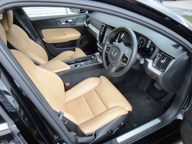 ボルボ Ｖ６０ Ｔ５　インスクリプション H30年 (東北) 99