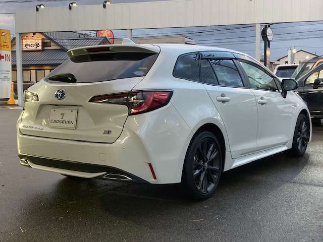 トヨタ カローラ　ツーリング　ハイブリッド １．８ ハイブリッド ＷＸＢ Ｅ－ＦＯＵＲ ４ＷＤ R1年 (東北) 99