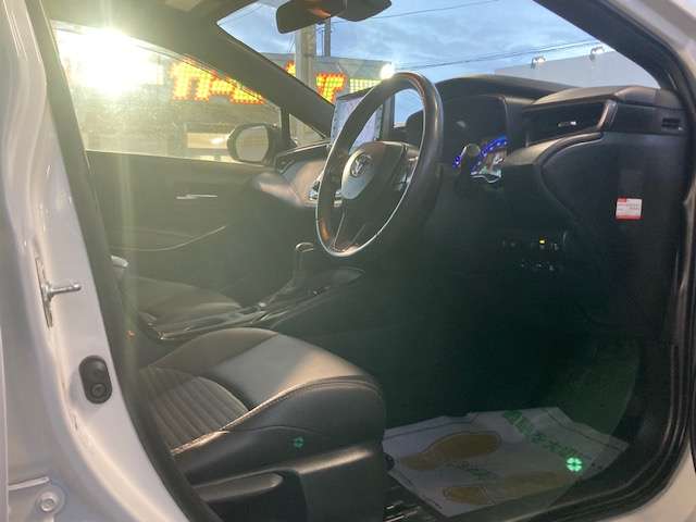 トヨタ カローラ　ツーリング　ハイブリッド １．８ ハイブリッド ＷＸＢ Ｅ－ＦＯＵＲ ４ＷＤ R1年 (東北) 99