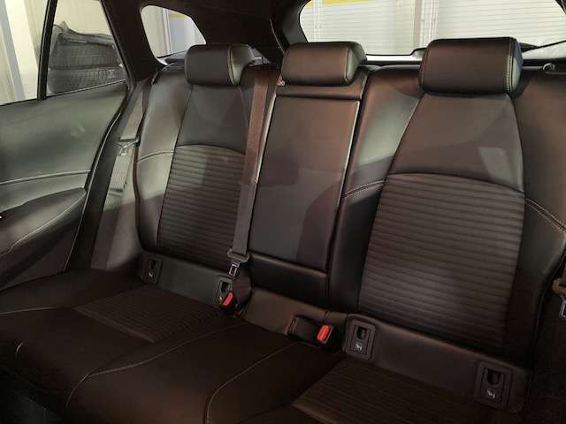 トヨタ カローラ　ツーリング　ハイブリッド １．８ ハイブリッド ＷＸＢ Ｅ－ＦＯＵＲ ４ＷＤ R1年 (東北) 99