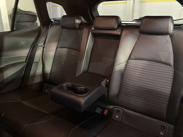 トヨタ カローラ　ツーリング　ハイブリッド １．８ ハイブリッド ＷＸＢ Ｅ－ＦＯＵＲ ４ＷＤ R1年 (東北) 99