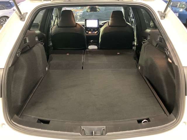 トヨタ カローラ　ツーリング　ハイブリッド １．８ ハイブリッド ＷＸＢ Ｅ－ＦＯＵＲ ４ＷＤ R1年 (東北) 99