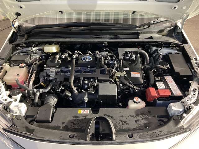 トヨタ カローラ　ツーリング　ハイブリッド １．８ ハイブリッド ＷＸＢ Ｅ－ＦＯＵＲ ４ＷＤ R1年 (東北) 99