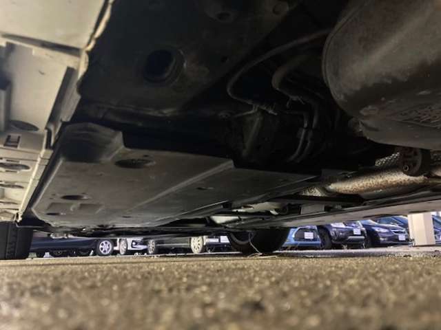 トヨタ カローラ　ツーリング　ハイブリッド １．８ ハイブリッド ＷＸＢ Ｅ－ＦＯＵＲ ４ＷＤ R1年 (東北) 99