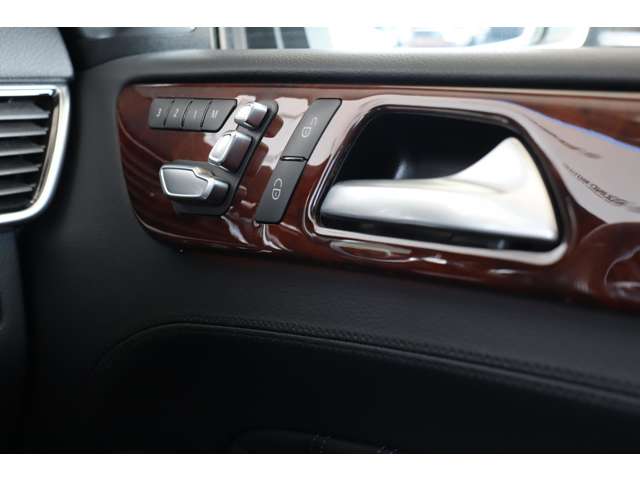 メルセデスベンツ ＧＬＳクラス ３５０ Ｄ ４マチック スポーツ ４ＷＤ H29年 (近畿) 99