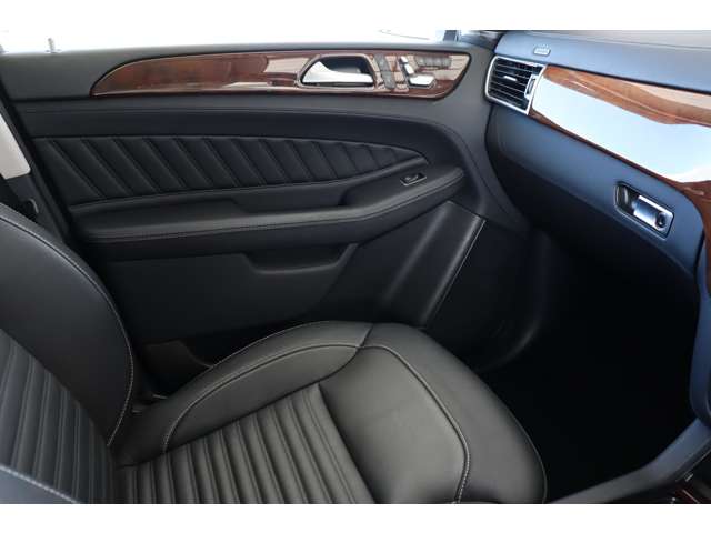 メルセデスベンツ ＧＬＳクラス ３５０ Ｄ ４マチック スポーツ ４ＷＤ H29年 (近畿) 99