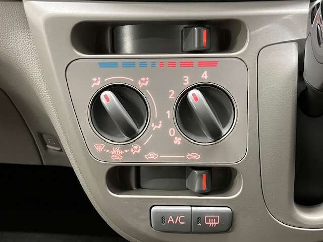 ダイハツ ミラ　イース ６６０ ＸＦ ４ＷＤ H27年 (北海道) 99