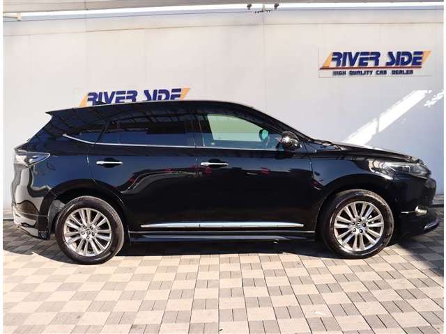 トヨタ ハリアー ２．０ プレミアム H28年 (関東) 99