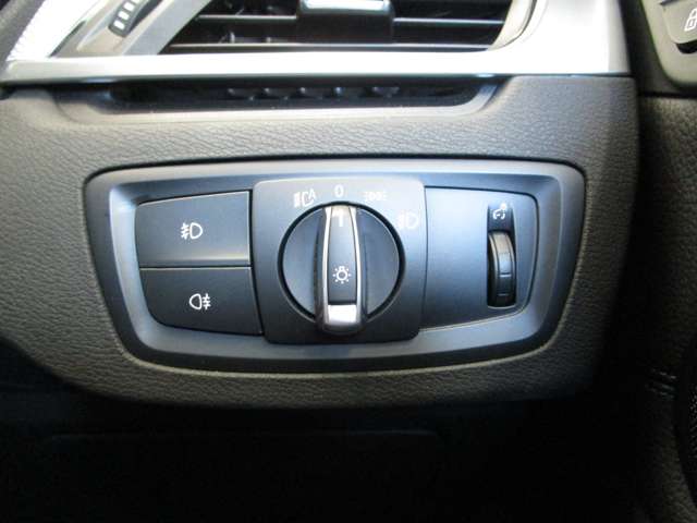 ＢＭＷ Ｘ１ Ｘドライブ ２０Ｉ Ｍスポーツ ４ＷＤ R1年 (近畿) 99