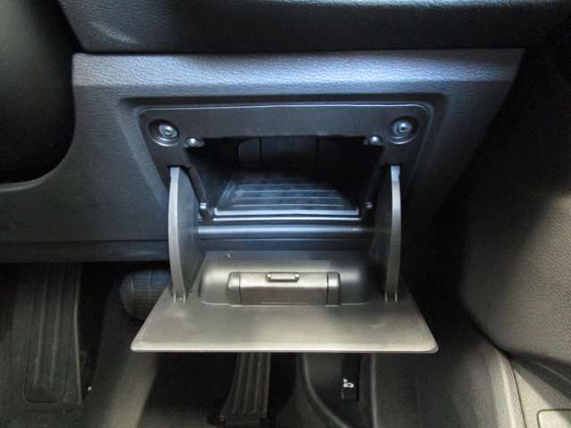 ＢＭＷ Ｘ１ Ｘドライブ ２０Ｉ Ｍスポーツ ４ＷＤ R1年 (近畿) 99