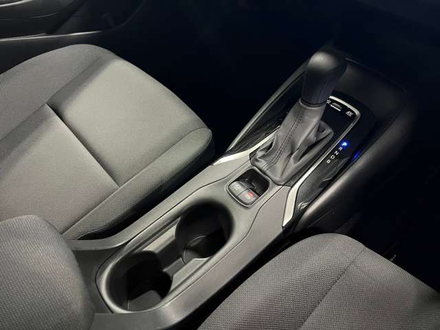 トヨタ カローラ　ツーリング　ハイブリッド １．８ ハイブリッド Ｇ－Ｘ Ｅ－ＦＯＵＲ ４ＷＤ R2年 (東北) 99