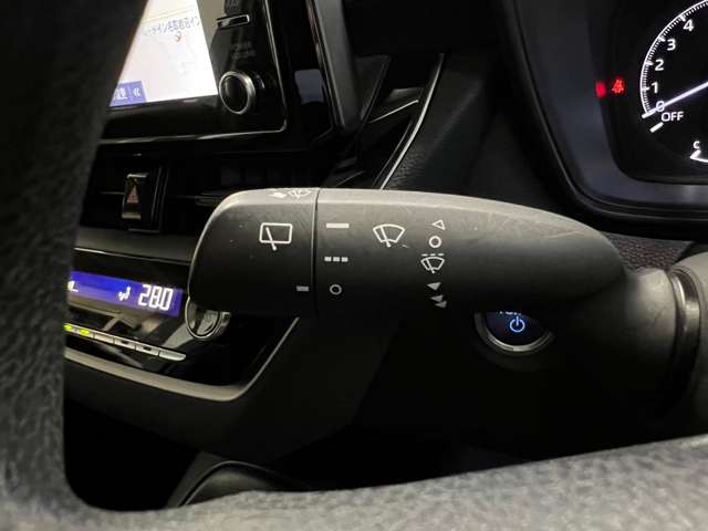 トヨタ カローラ　ツーリング　ハイブリッド １．８ ハイブリッド Ｇ－Ｘ Ｅ－ＦＯＵＲ ４ＷＤ R2年 (東北) 99