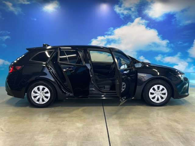 トヨタ カローラ　ツーリング　ハイブリッド １．８ ハイブリッド Ｇ－Ｘ Ｅ－ＦＯＵＲ ４ＷＤ R2年 (東北) 99