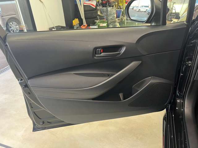 トヨタ カローラ　ツーリング　ハイブリッド １．８ ハイブリッド Ｇ－Ｘ Ｅ－ＦＯＵＲ ４ＷＤ R2年 (東北) 99