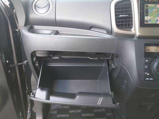 スズキ スペーシア ６６０ カスタム Ｚ デュアルカメラブレーキサポート装着車 H29年 (関東) 99