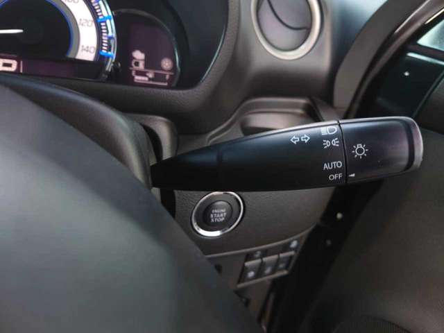 スズキ スペーシア ６６０ カスタム Ｚ デュアルカメラブレーキサポート装着車 H29年 (関東) 99