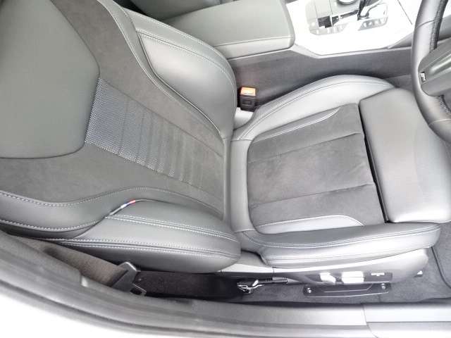 ＢＭＷ ３シリーズ ３１８ｉ　Ｍスポーツ R3年 (近畿) 99