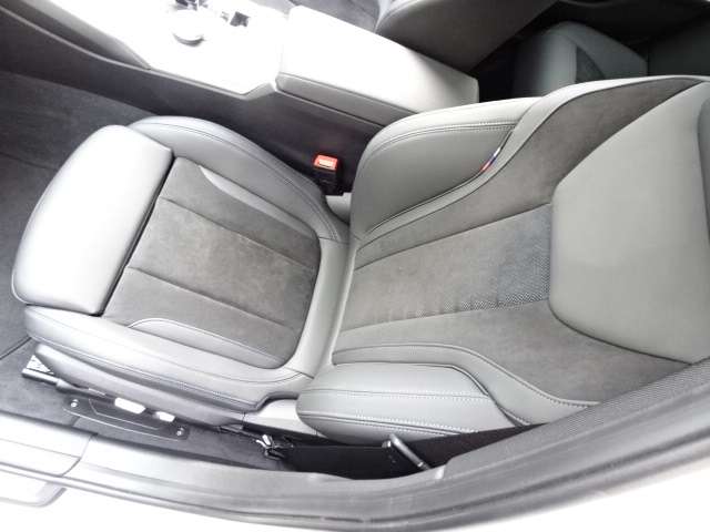 ＢＭＷ ３シリーズ ３１８ｉ　Ｍスポーツ R3年 (近畿) 99