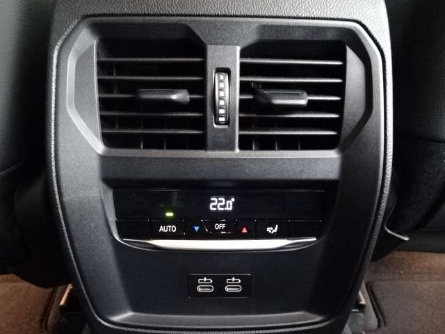 ＢＭＷ ３シリーズ ３１８ｉ　Ｍスポーツ R3年 (近畿) 99