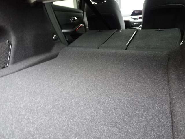 ＢＭＷ ３シリーズ ３１８ｉ　Ｍスポーツ R3年 (近畿) 99