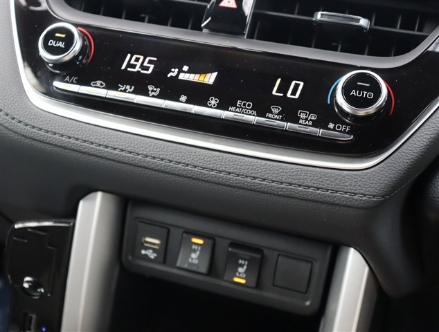 トヨタ カローラクロス １．８ Ｚ R4年 (関東) 99