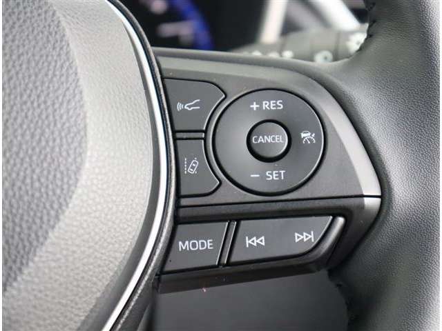 トヨタ カローラクロス １．８ Ｚ R4年 (関東) 99