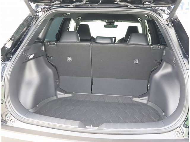 トヨタ カローラクロス １．８ Ｚ R4年 (関東) 99