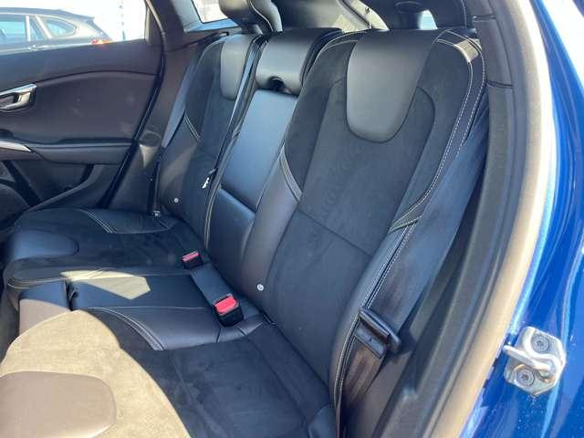 ボルボ Ｖ４０ Ｔ５　Ｒデザイン H29年 (東北) 99